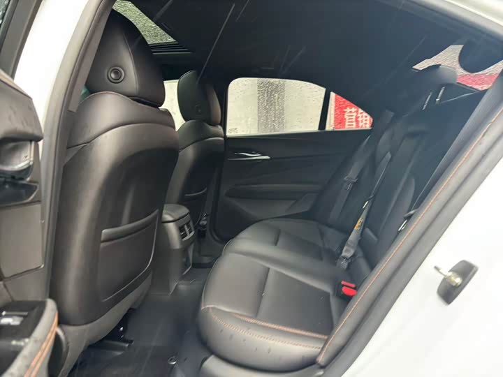 Фото 5 - Cadillac CT4