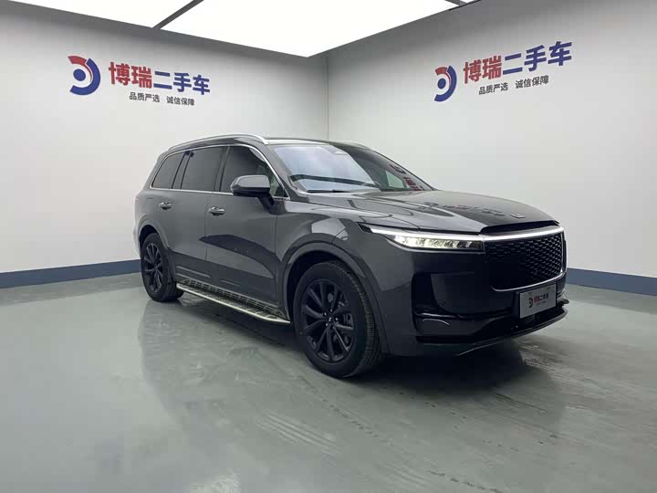 Фото 3 - LiXiang One