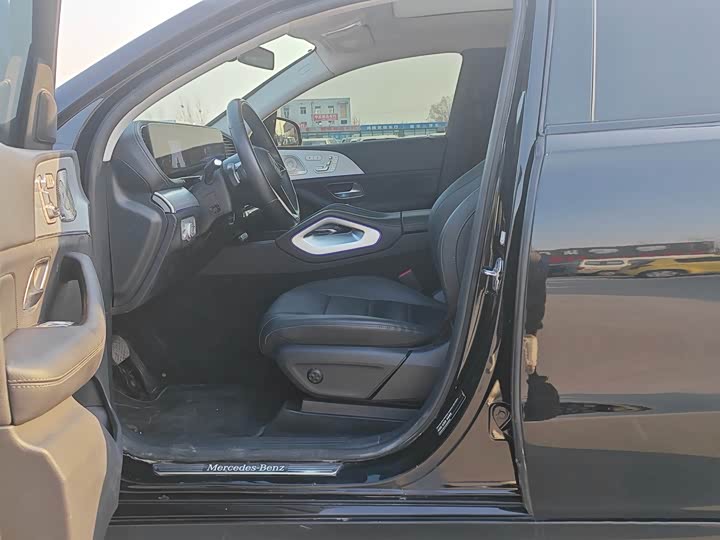 Фото 4 - Mercedes-Benz GLE-Class