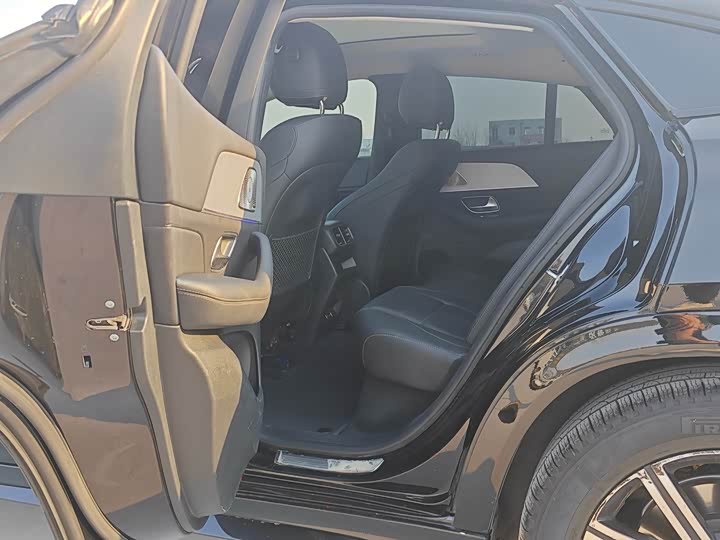 Фото 5 - Mercedes-Benz GLE-Class