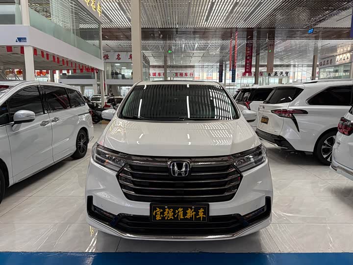 Фото 1 - Honda Odyssey