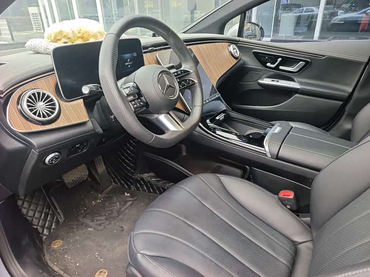 Фото 5 - Mercedes-Benz EQE