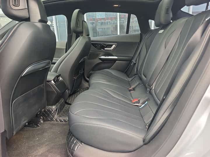 Фото 6 - Mercedes-Benz EQE