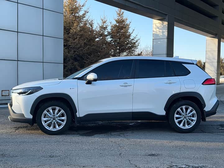 Фото 4 - Toyota Corolla Cross