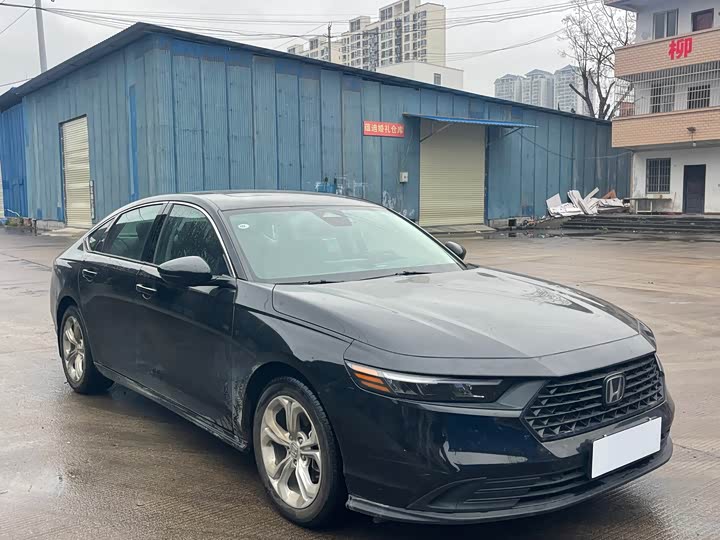 Фото 3 - Honda Accord