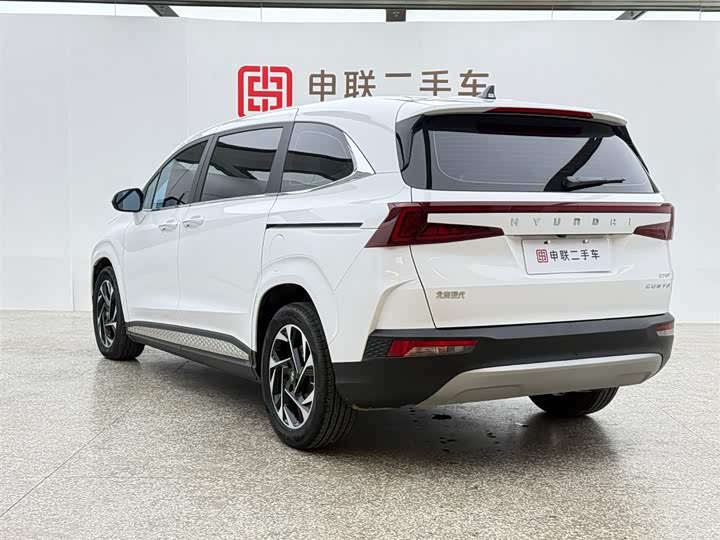 Фото 2 - Hyundai Custo