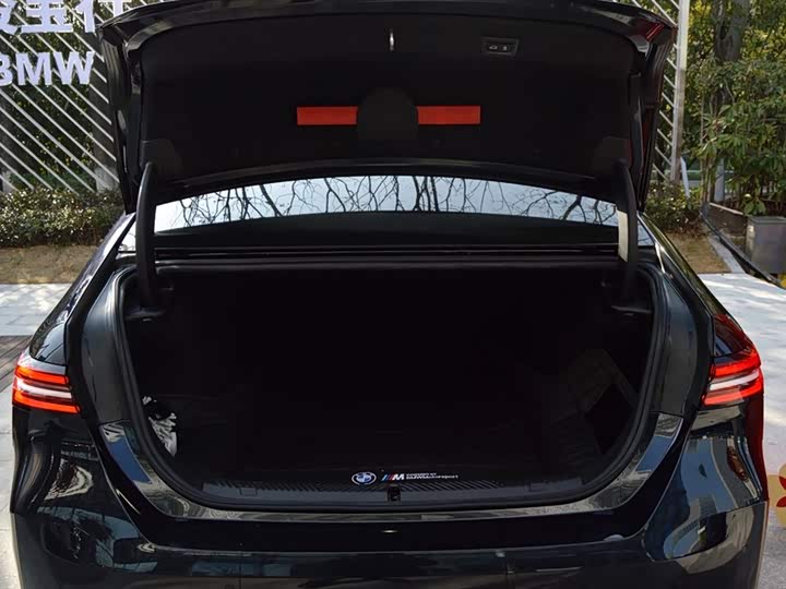 Фото 7 - BMW 5 Series