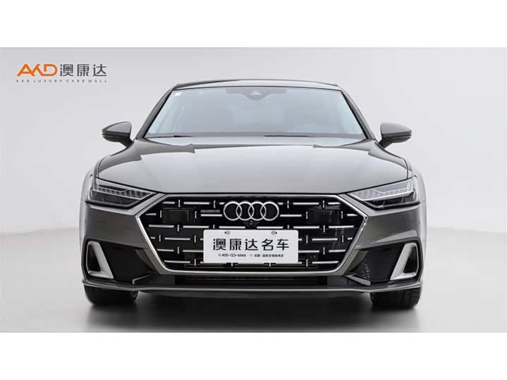 Фото 2 - Audi A7L