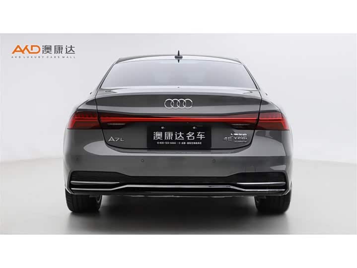 Фото 4 - Audi A7L