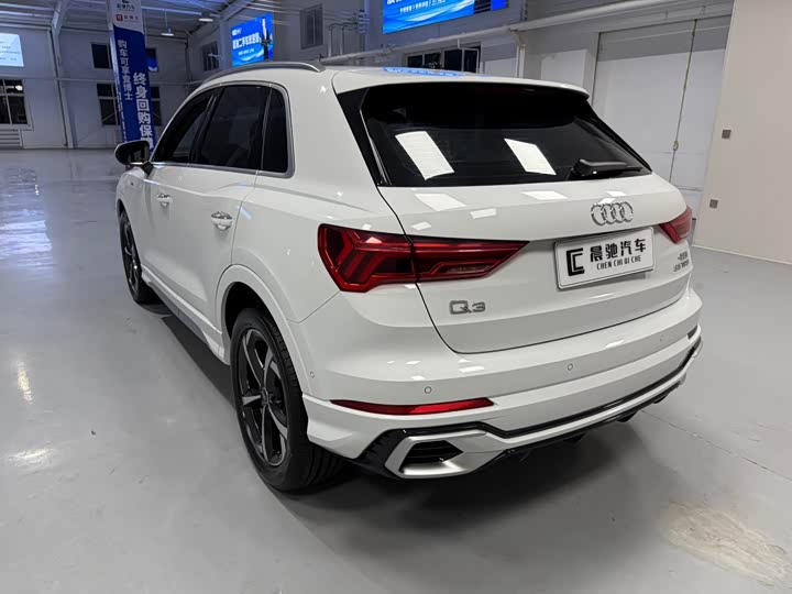 Фото 6 - Audi Q3