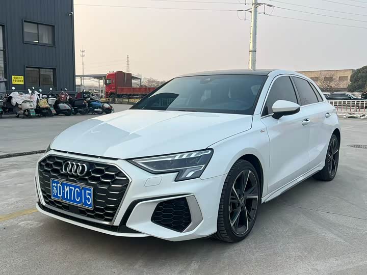 Фото 1 - Audi A3