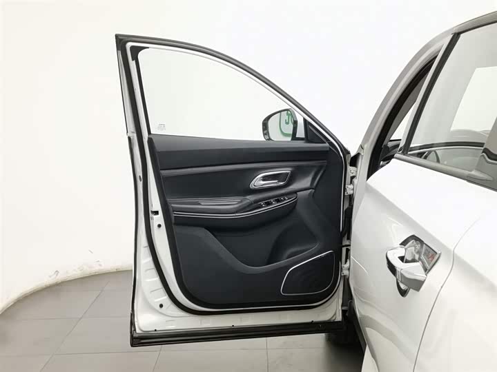 Фото 8 - Changan Oshan X7