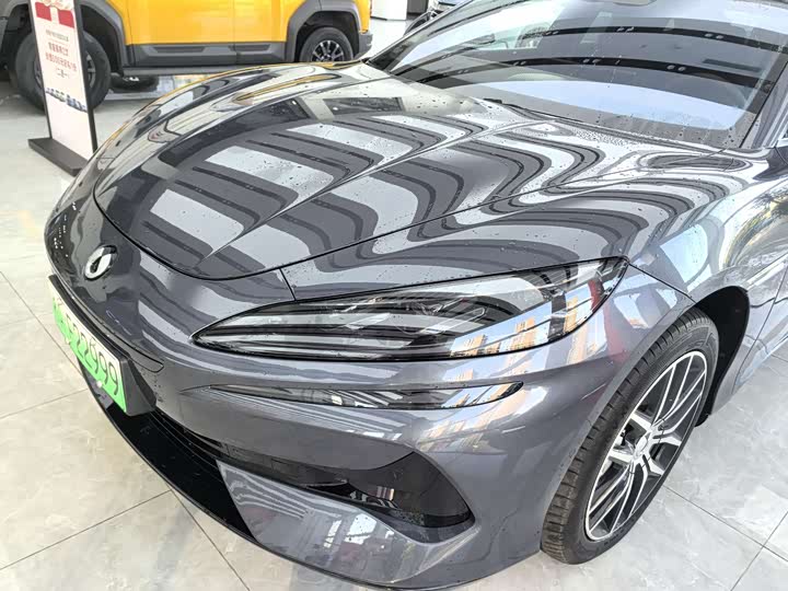 Фото 3 - Denza Z9