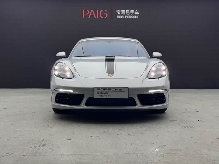 Фото 1 - Porsche 718