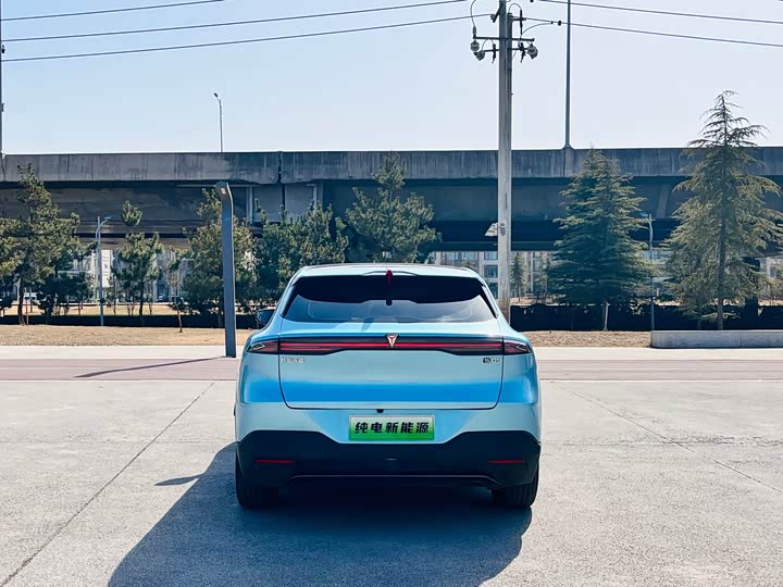 Фото 8 - Changan Deepal S05