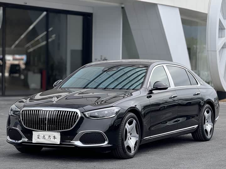 Фото 1 - Mercedes-Benz Maybach S-Class