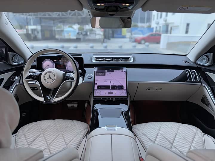 Фото 7 - Mercedes-Benz Maybach S-Class