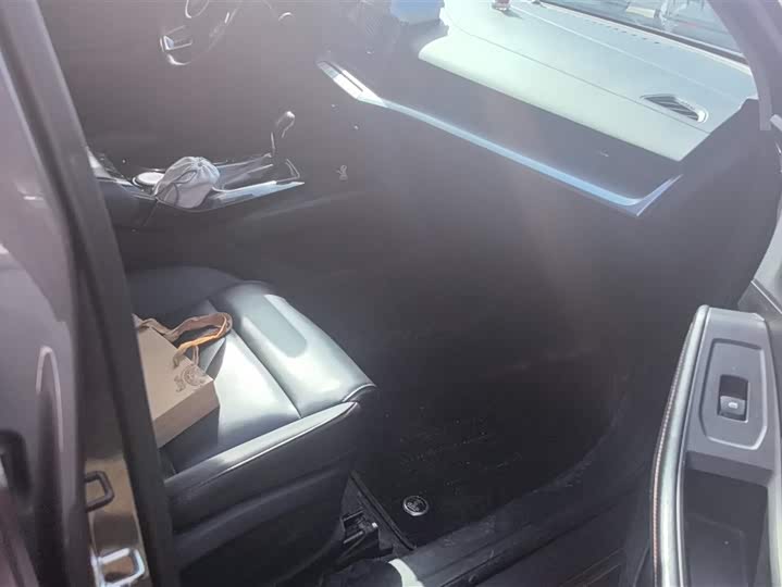 Фото 8 - MG Motor 5