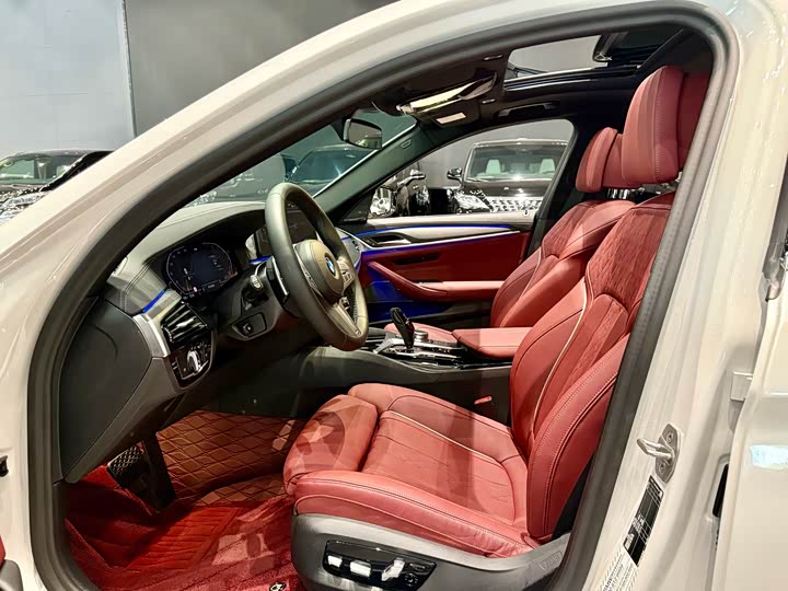 Фото 4 - BMW 5 Series