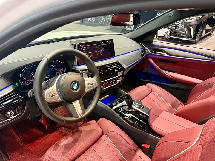 Фото 5 - BMW 5 Series