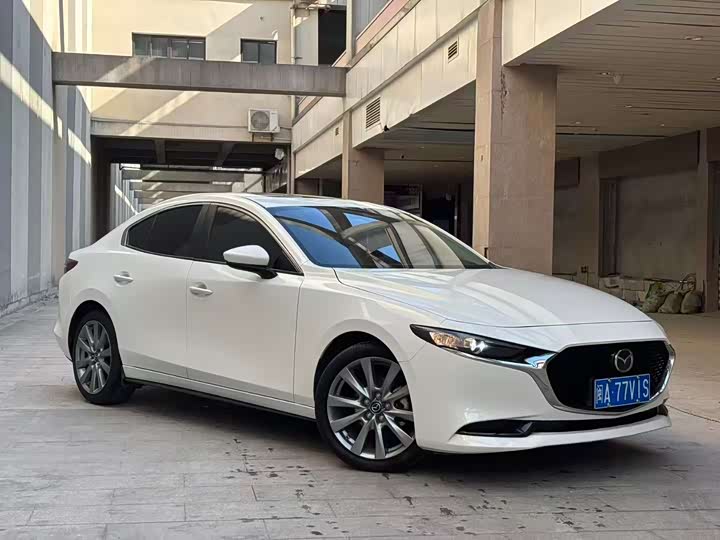 Фото 3 - Mazda 3 (Axela)