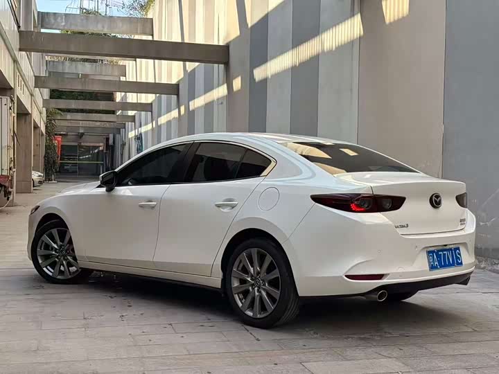 Фото 4 - Mazda 3 (Axela)