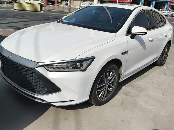 Фото 1 - BYD Qin Plus