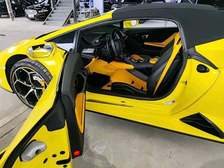 Фото 5 - Lamborghini Huracán