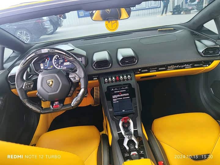 Фото 7 - Lamborghini Huracán