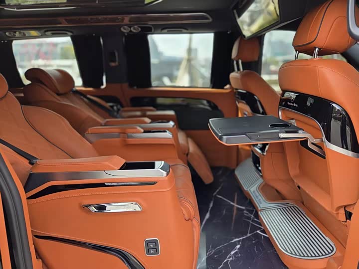 Фото 9 - Mercedes-Benz Vito