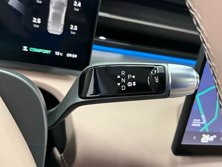 Фото 7 - XPeng X9