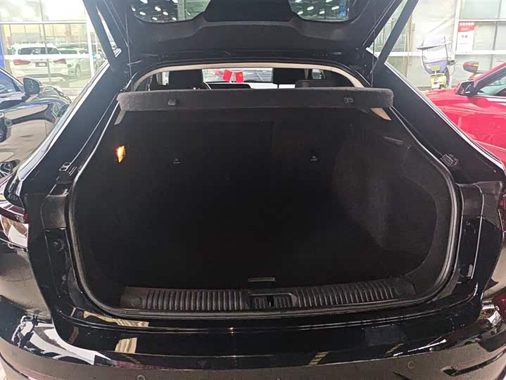 Фото 4 - Bestune B70