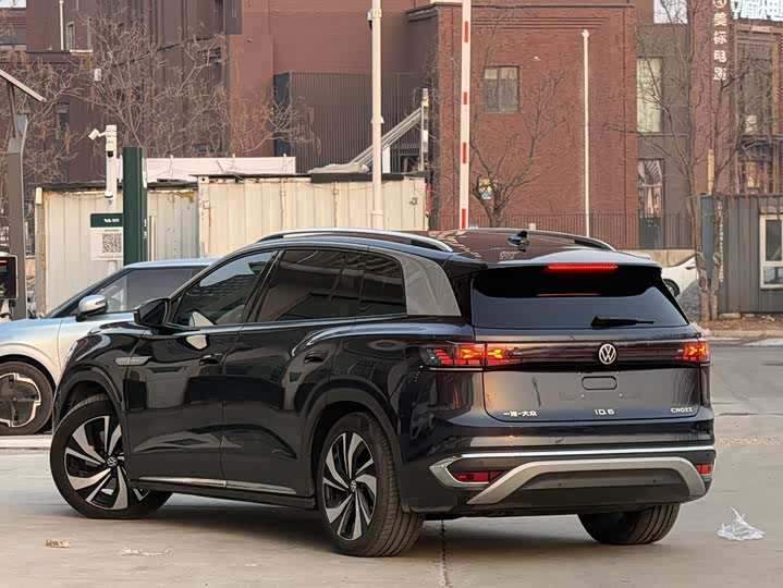 Фото 6 - Volkswagen ID.6 Crozz