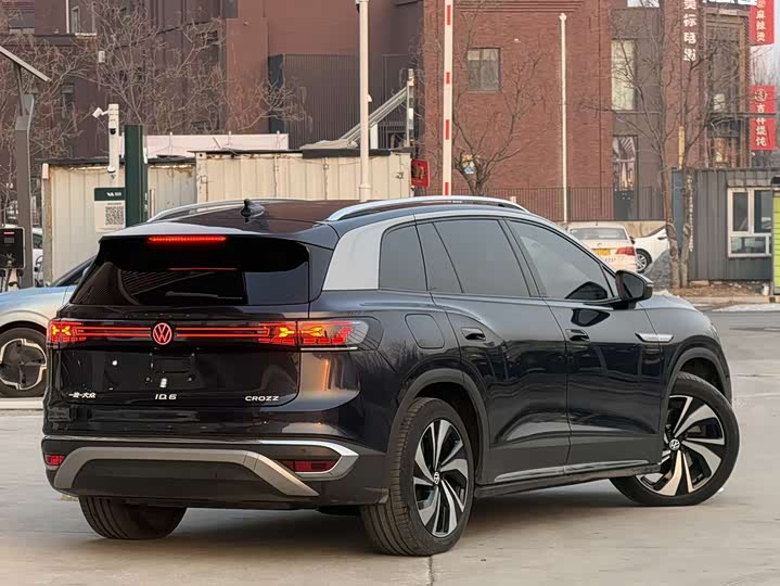 Фото 7 - Volkswagen ID.6 Crozz