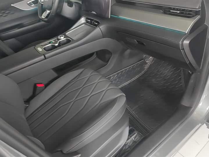 Фото 8 - Chery Fulwin T8