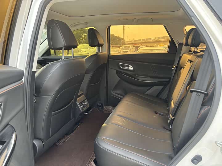 Фото 9 - Changan Oshan X7 Plus