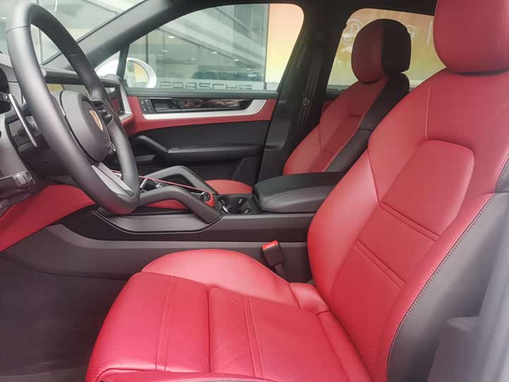 Фото 7 - Porsche Cayenne