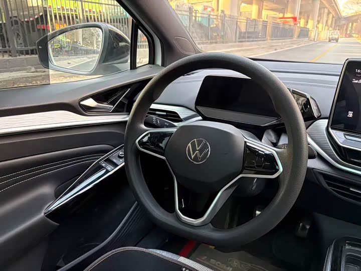 Фото 4 - Volkswagen ID.4 Crozz