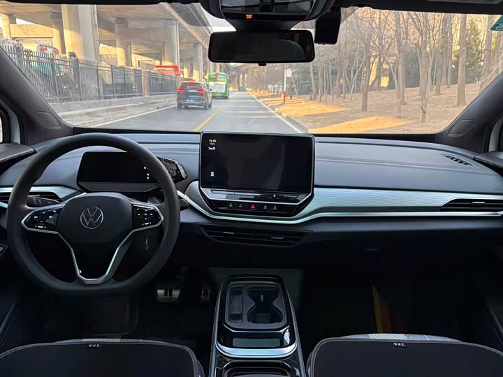 Фото 8 - Volkswagen ID.4 Crozz