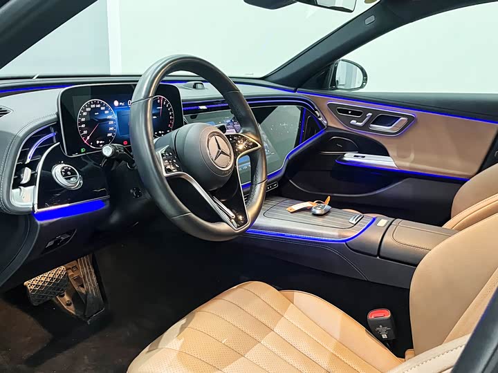 Фото 7 - Mercedes-Benz E-Class Hybrid