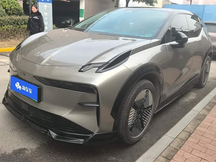 Фото 1 - Zeekr X