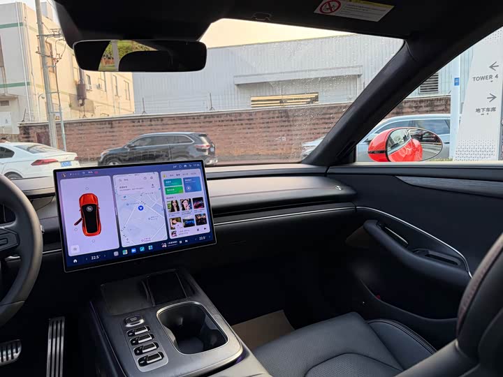 Фото 8 - Xiaomi SU7