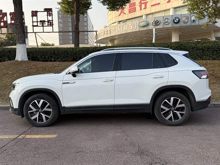 Фото 3 - Volkswagen Tayron