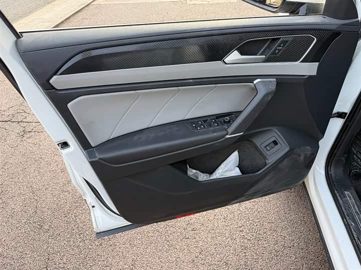 Фото 6 - Volkswagen Tayron