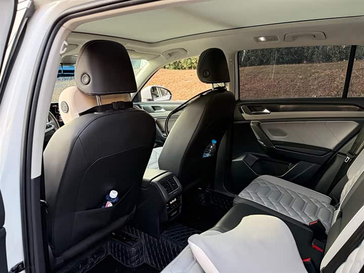 Фото 9 - Volkswagen Tayron