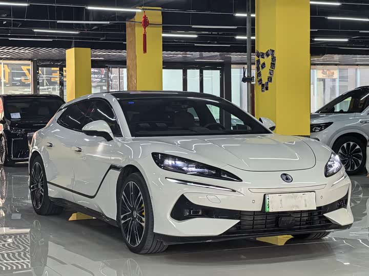 Фото 3 - Denza Z9GT