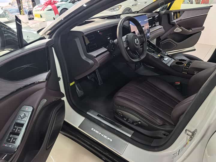 Фото 4 - Denza Z9GT