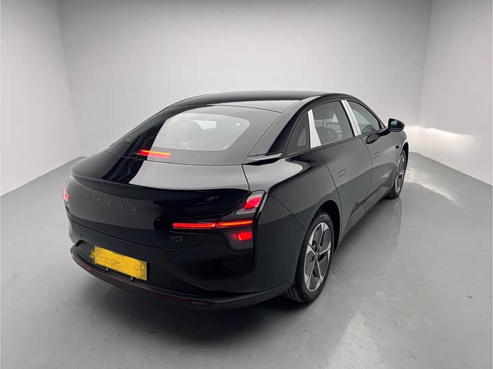 Фото 4 - XPeng Mona M03