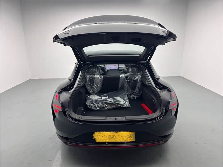 Фото 8 - XPeng Mona M03