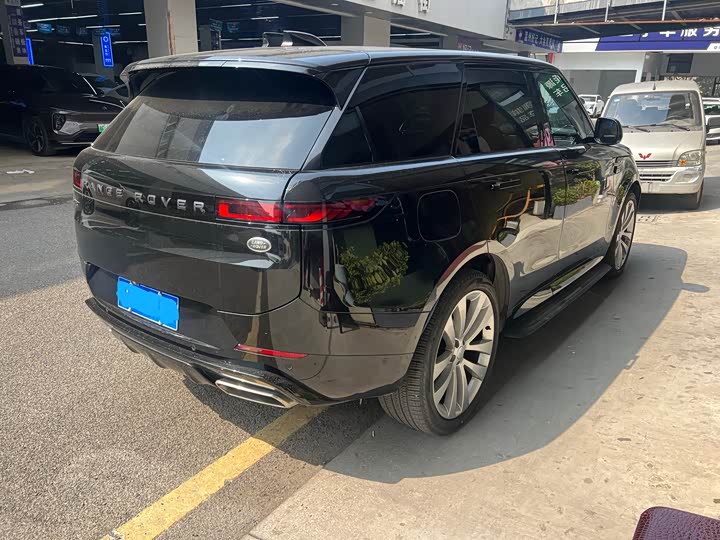 Photo 8 - Land Rover Range Rover Sport